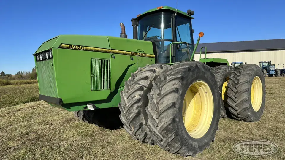 1995 John Deere 8970 4WD Tractor