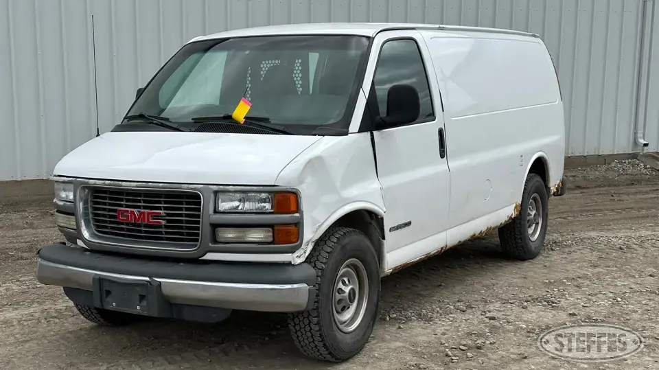 2002 GMC Savana 3500