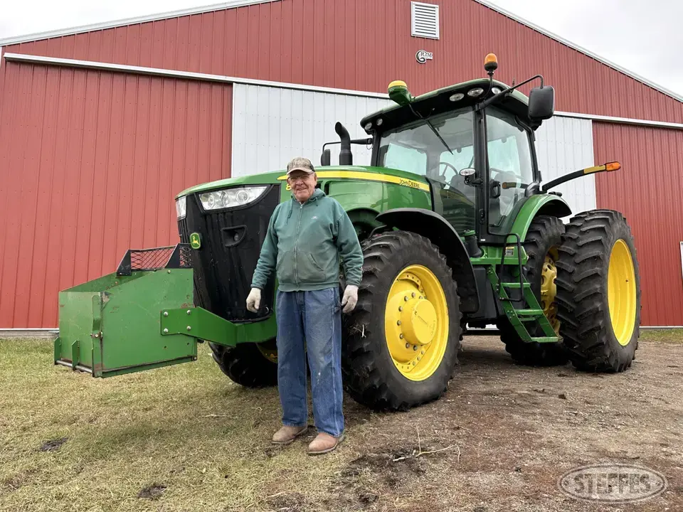 2011 John Deere 8235R MFWD Tractor