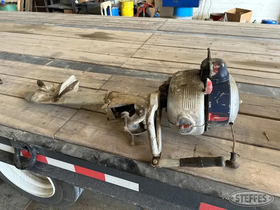 Hiawatha 2H3 Boat Motor