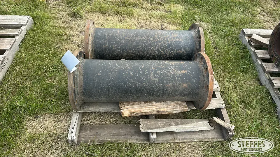 (2) Wheel extensions Tractor Part