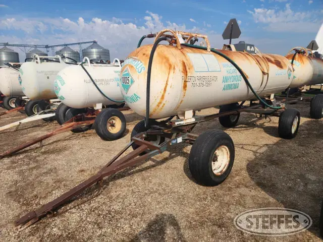 1,000 gal. NH3 tank