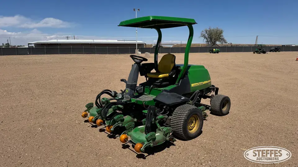 2008 John Deere 8800 TerrainCut Lawn Tractor