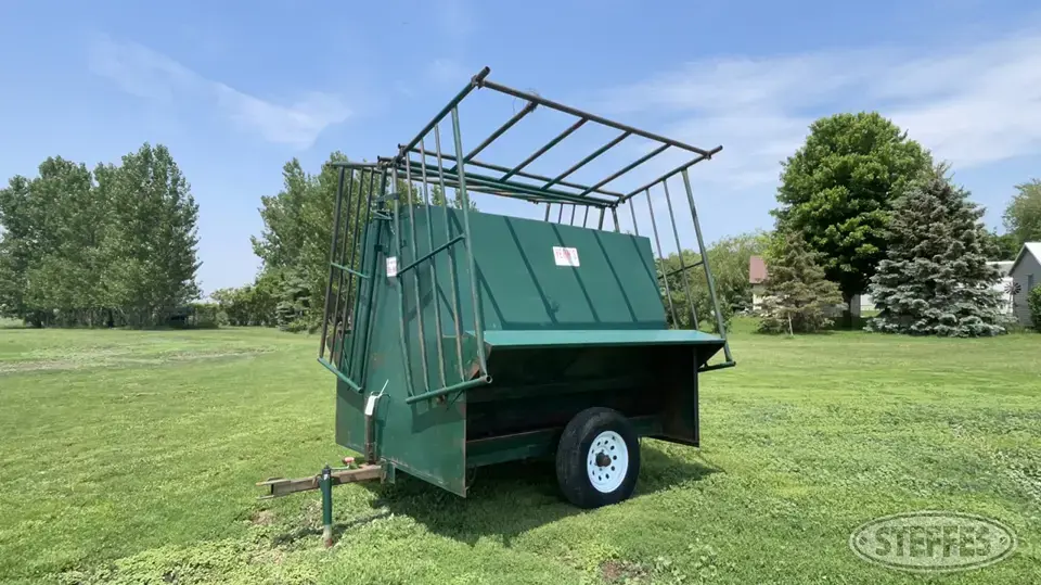 Vern's Mfg. Feeders and Bunk