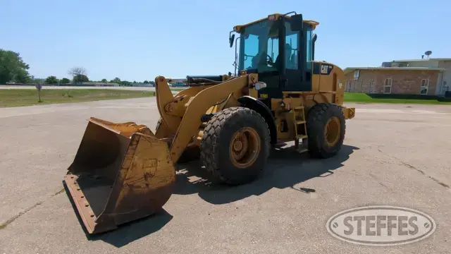 2011 CAT 924H
