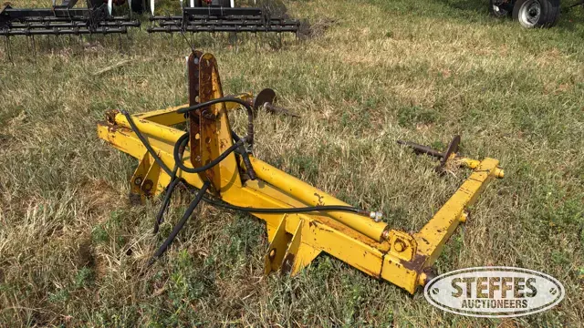 Vermeer bale carrier
