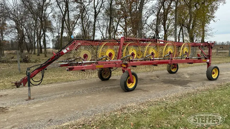 New Holland HT-154 Rake