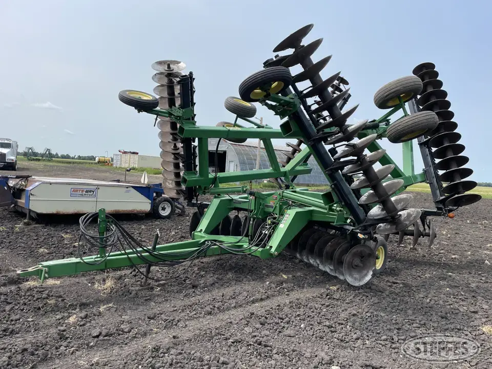 John Deere 650 Disc