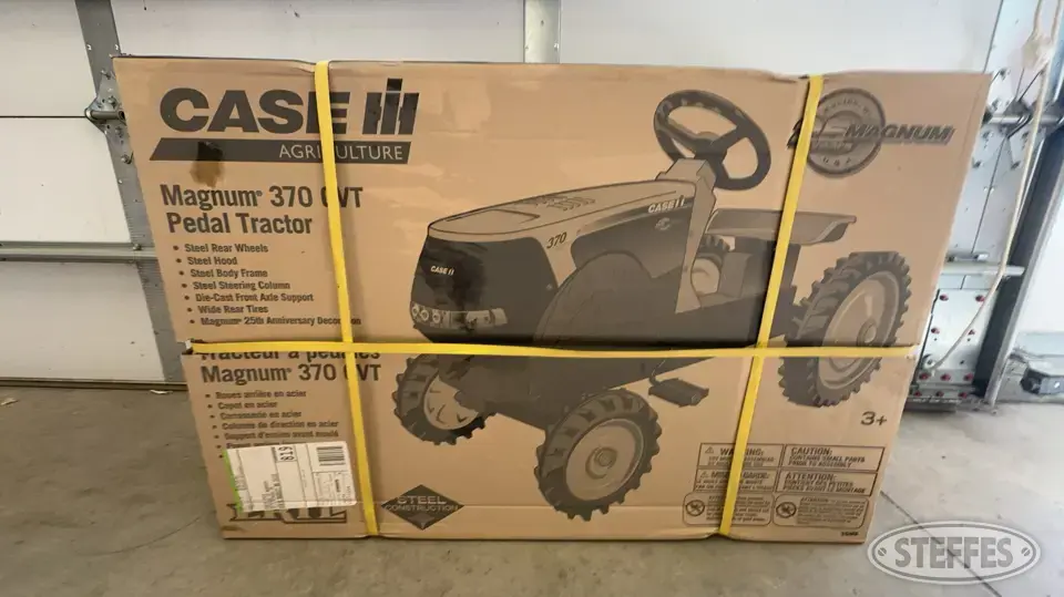 Case IH Magnum 370 CVT Personal Property