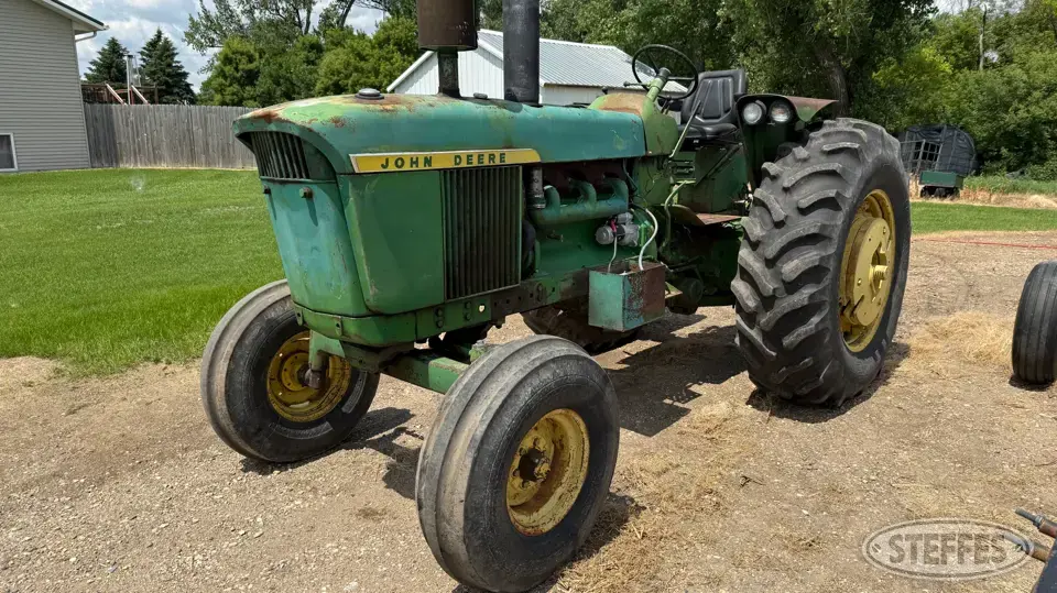 1963 John Deere 4010 2WD Tractor