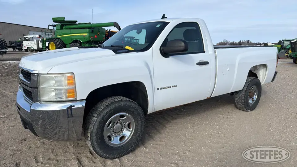 2008 Chevrolet Silverado 2500HD LS 3 Quarter Ton Pickup