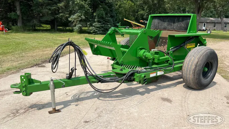 2005 Summers 700 Rock Picker
