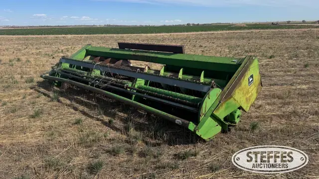 John Deere 300