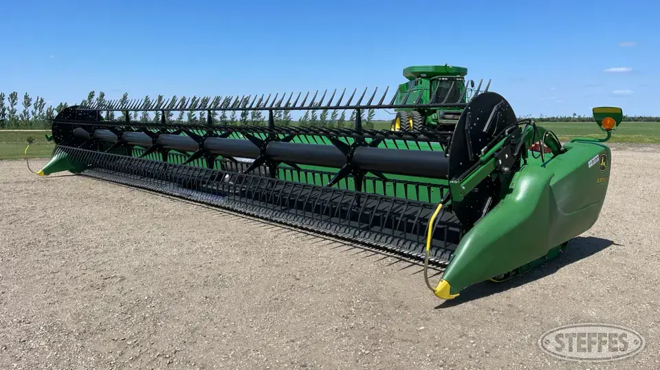 2018 John Deere 635FD Draper Head