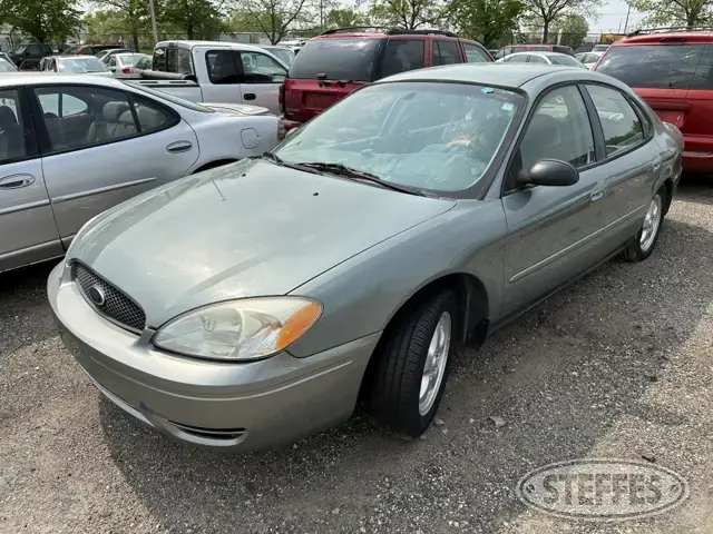 2006 Ford Taurus SE