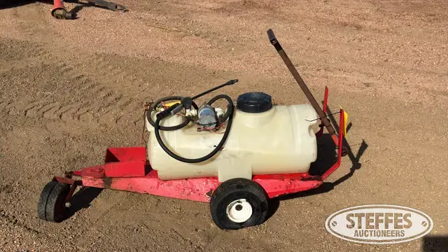 14 Gal. poly sprayer