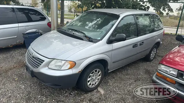 2002 Chrysler Voyager