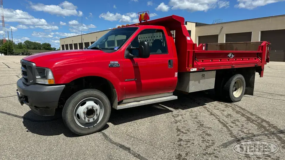 2003 Ford F-450 XL Dump Truck