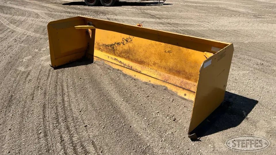 Industrias America SP09 Skid Steer Snow Pushers and Snowblower