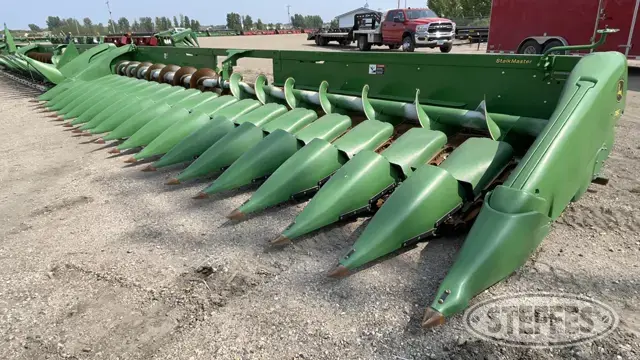 2018 John Deere 718C
