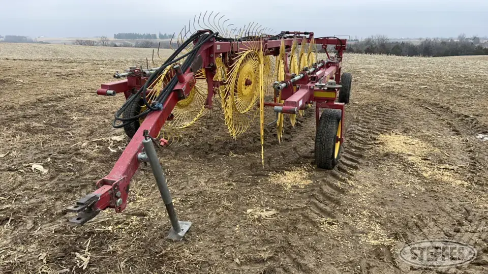 New Holland HT152 Rake