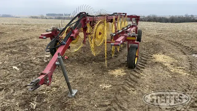New Holland HT152