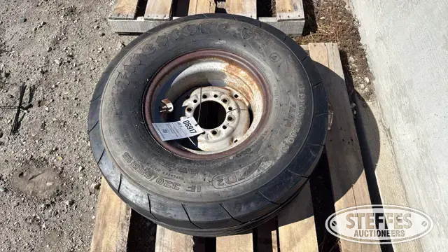 Firestone 320/65R15 tire