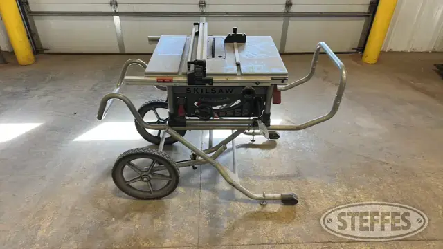 Skilsaw SPT99 table saw