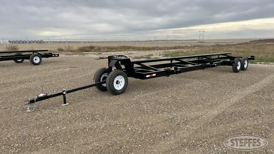 2023 FW Mfg 32F Header Trailer
