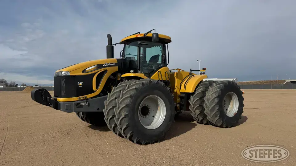 2010 Challenger MT955C 4WD Tractor