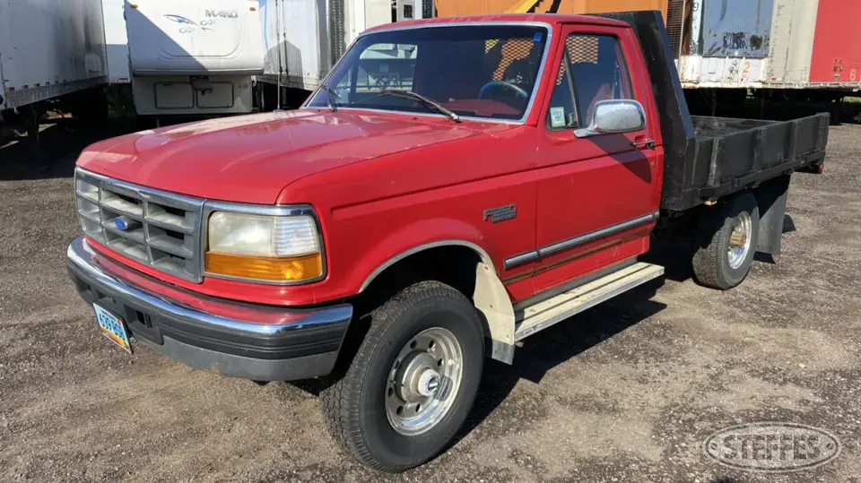 1997 Ford F-250 Flatbed Truck