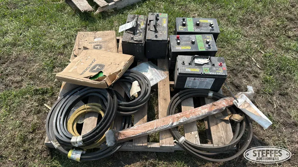 John Deere parts Ag Equipment Part