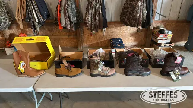 (5) Pairs of boots