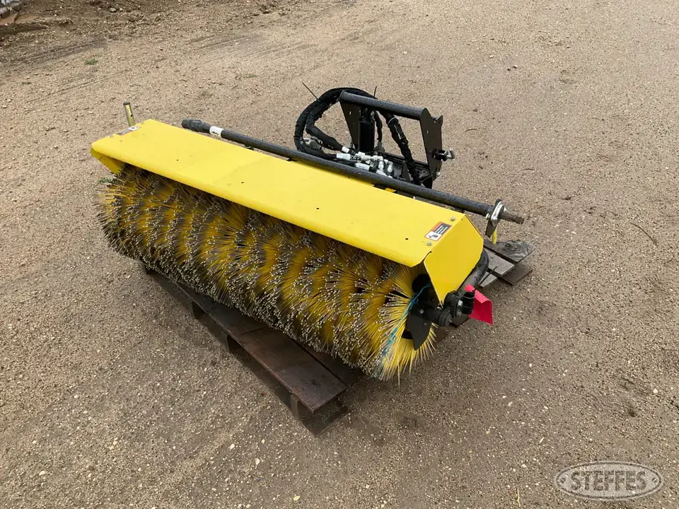 John Deere Sweeper