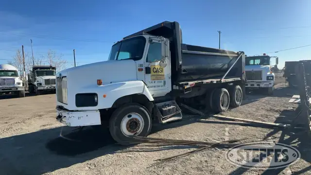 2003 International 5600i