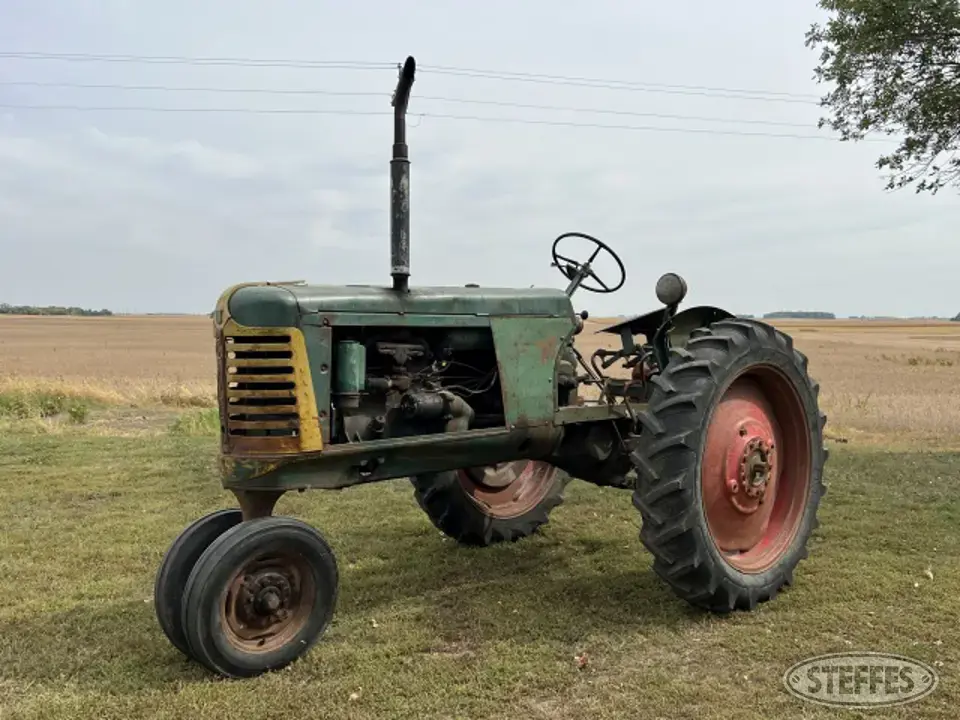 Oliver 66 2WD Tractor