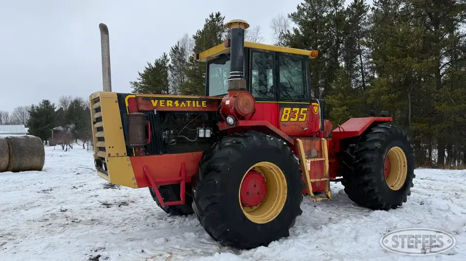 1979 Versatile 835 4WD Tractor