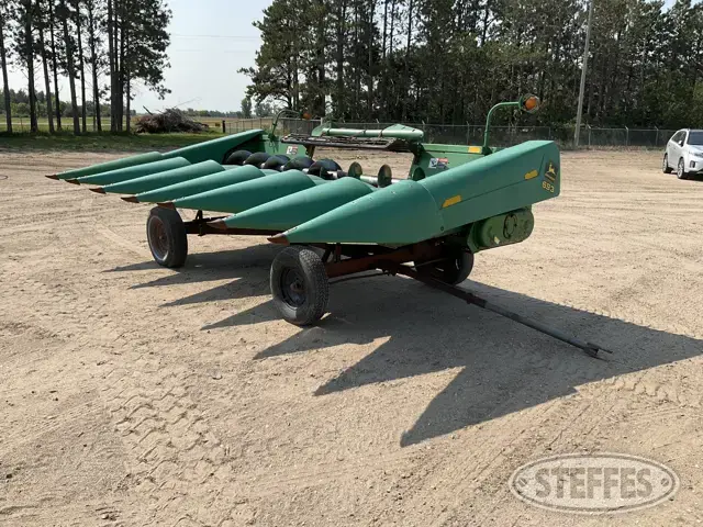 1997 John Deere 693