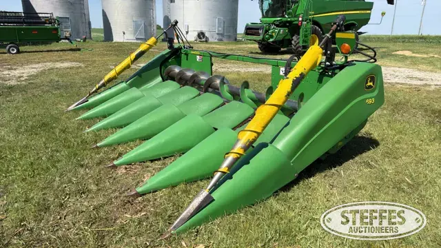 2003 John Deere 693