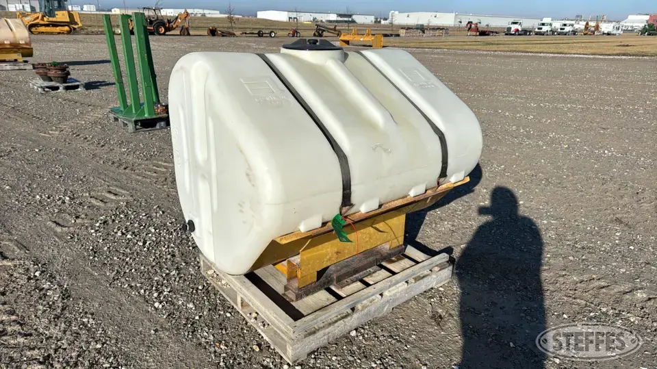 Ag-Chem Liquid Fertilizer Tank