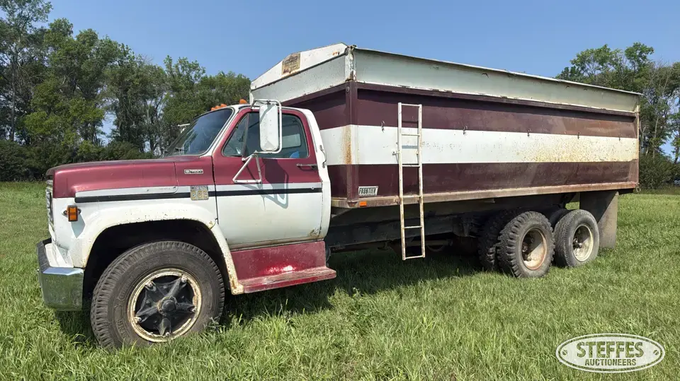 1975 Chevrolet C65 Grain Truck