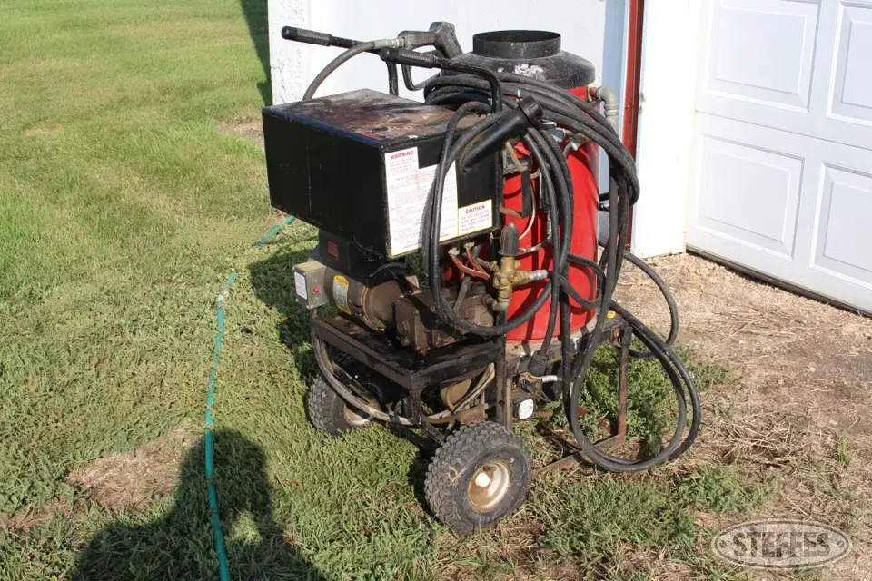 Allied Farm Support Item