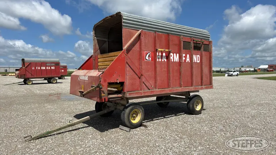 Farmhand Forage Wagon