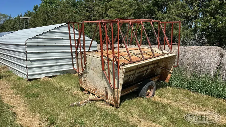 Apache Feeders and Bunk