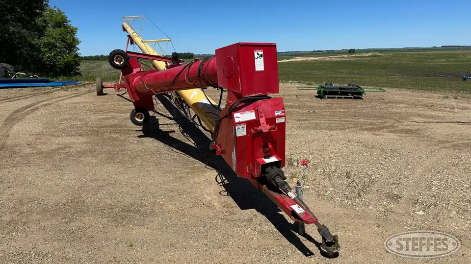 2012 Westfield MK 130-81 Plus Swing Hopper Auger
