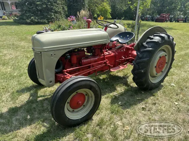 1943 Ford 2N