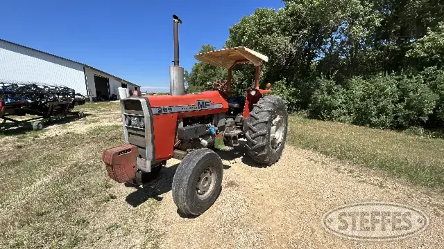 1979 Massey Ferguson 285