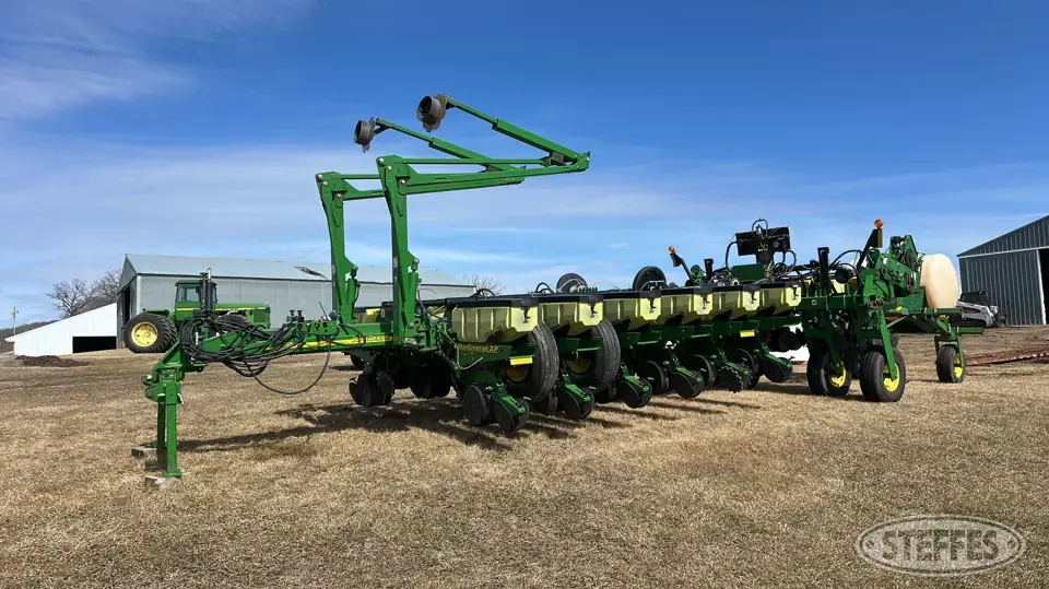 2008 John Deere 1770NT 12 or More Row Planter