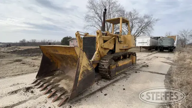 1979 John Deere 855