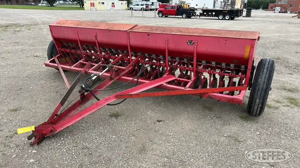 Massey Ferguson 43 Press Drill